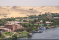 Assuan - Blick auf den Nil, das Hotel und das Aga Khan-Mausoleum