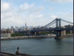 Manhattan Bridge mit Blick in Richtung Empire State Building