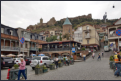 Blick von der Altstadt zur Festung Nariqala