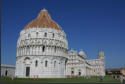 Pisa - Piazza dei Miracoli. Das Ensemble aus Baptisterium, Dom und Campanile