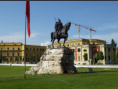 Skanderbeg-Statue am Skanderbeg-Platz