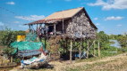 Kampong Khleang - Stelzenhuser