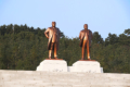 Kaesong - Statuen von Kim-il-Sung und Kim-Jong-il