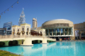 Burj Khalilfa Lake mit Blilck auf die Dubai Mall 