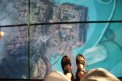 Burj Khalilfa - Das zerbrochene Glas ist nicht echt....